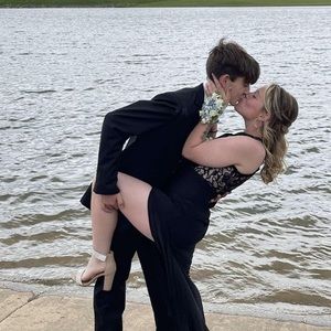 Meet your Posher, Cadee